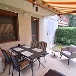 Apartman Sunny *