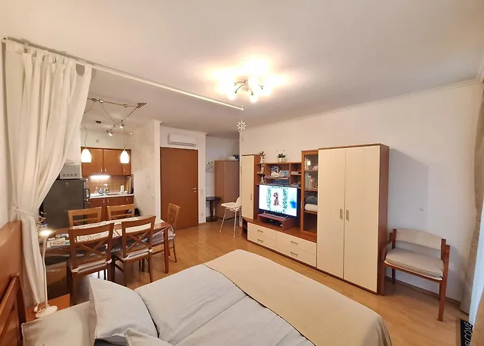 Sunny Apartman *